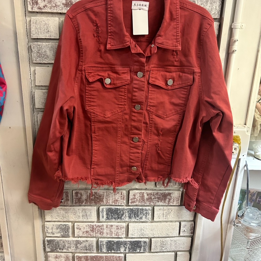 🛍️ Risen ladies size 2xl Mauve Distressed Jean Jacket